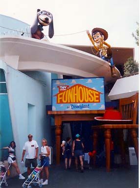 Toy Story Funhouse